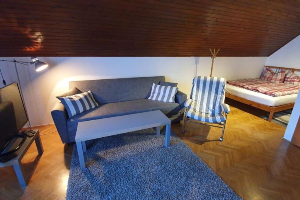 Cozzy Apartment In Nature Zagreb Exteriör bild